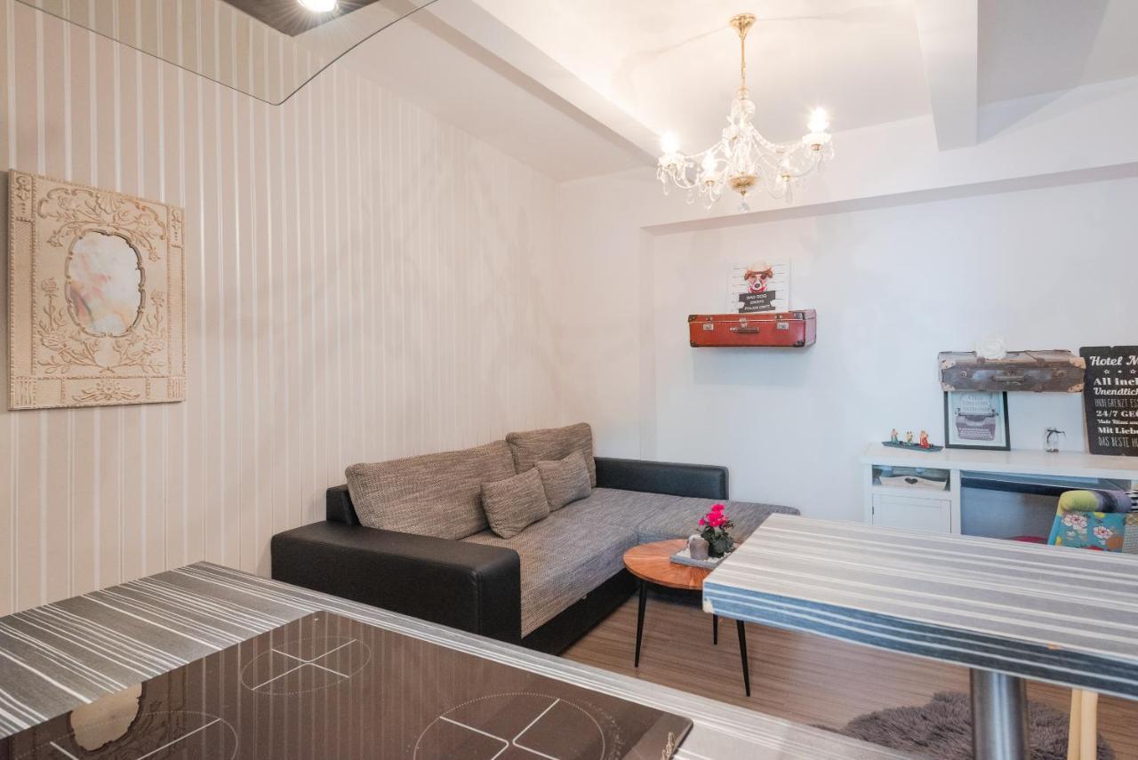 Second Home In Heart Of Bratislava Exterior foto